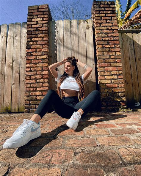 Indica Flower (@indicaflowerxox) • Instagram photos and videos.